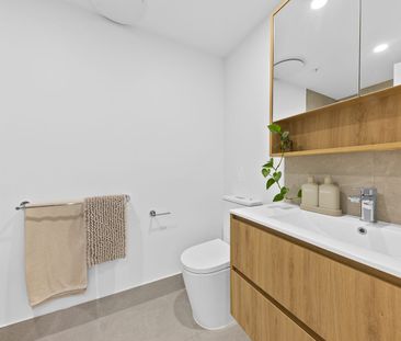 Brand New Three Bedroom Apartment with a Large Courtyard - Photo 5