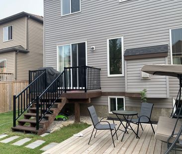 Perfect Executive Family Home in a Great Neighborhood in Airdrie - ... - Photo 5