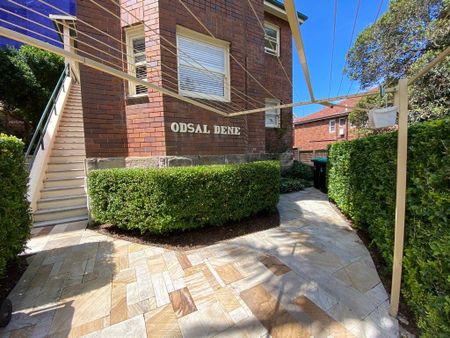 Manly - Photo 2