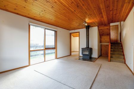 Character Family Home Close To Beach - Photo 2