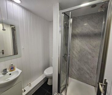 1 bedroom semi-detached house to rent - Photo 6