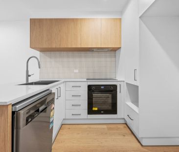 Boutique Living with Modern Comfort in Solai - Photo 3