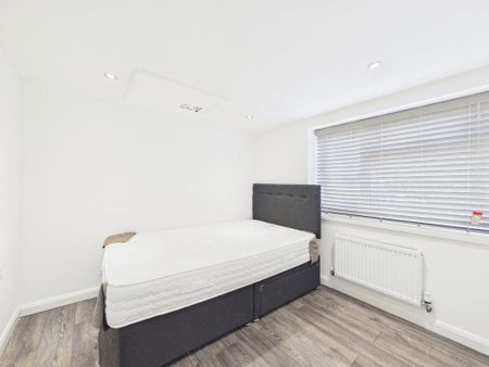 2 bedroom detached house to rent - Photo 4