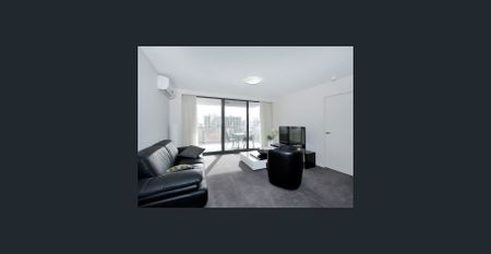 East Perth Luxury Retreat - Photo 4