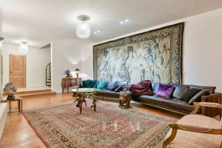 Location appartement, Paris 8ème (75008), 5 pièces, 192.63 m², ref 86172169 - Photo 5