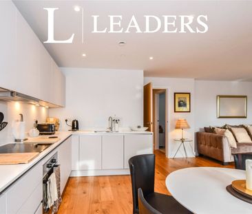 2 bedroom apartment to rent West Cliff Mansions, 2 Hahnemann Road, ... - Photo 5