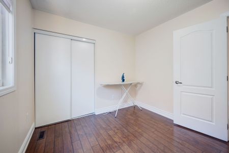 For Lease - 15 Virtues Avenue Unit# Main, Brampton, Ontario - Photo 4