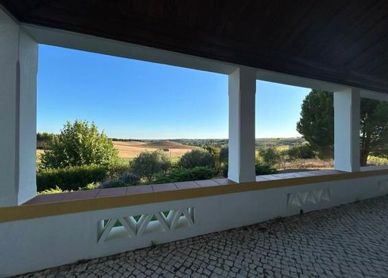 Moradia T4 - Photo 1