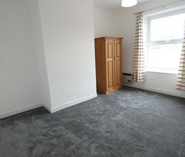 Holme Street, Liversedge, WF15 - Photo 3