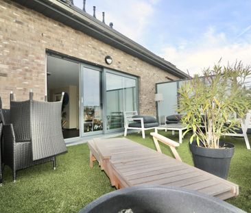 Ruim duplexappartement met 3 slpk, terras en carport voor 935 EUR/mnd - Photo 5