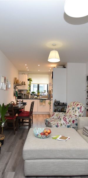 Suffolk Road, London, SE25 - Photo 1