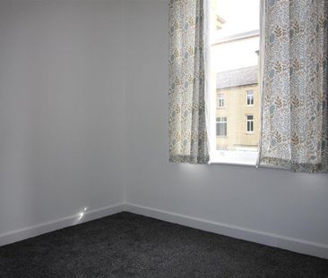 1 bedroom ground floor flat to rent - Photo 1