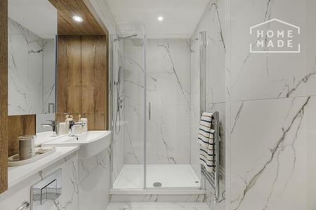 3 bedroom flat to rent - Photo 4