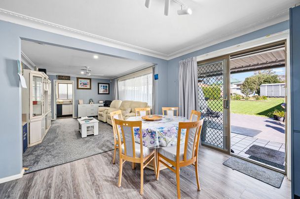 Spacious Family Home in Prime Location - Photo 1