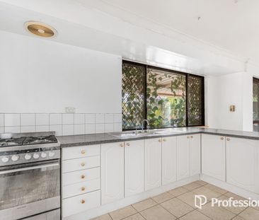 Spacious Home with Pool in Quiet Cul-de-Sac - Photo 4