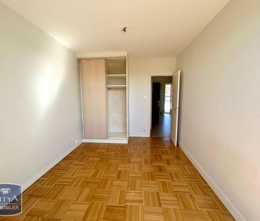 Location Appartement 4 pièces 69m² BOURG EN BRESSE 01000 - Photo 5