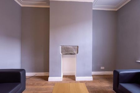 4 bedroom house to rent - Photo 2