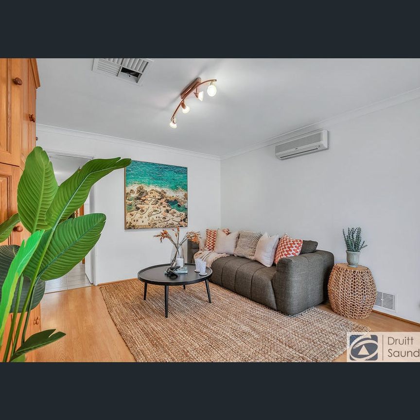 MODERN DAY LIFESTYLE AT IT'S BEST! - Photo 1