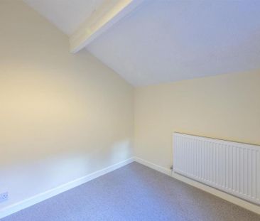 2 bedroom semi-detached house to rent - Photo 4