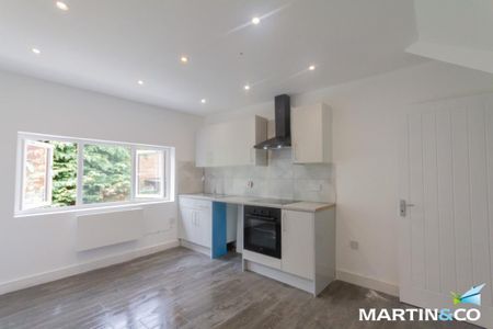 2 bedroom maisonette to rent - Photo 3