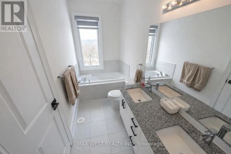 23 PARADOX STREET - Photo 3