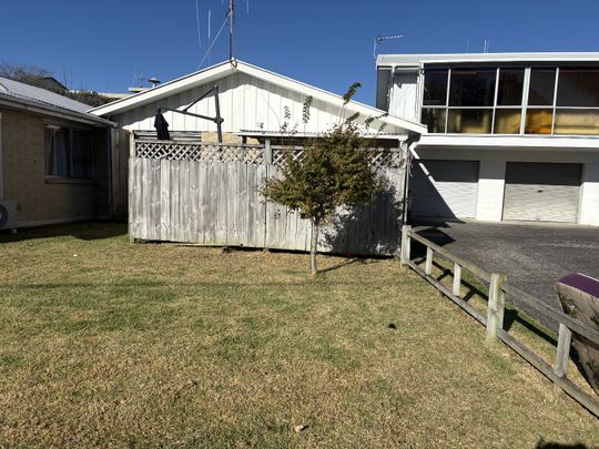 Attractive Well Located Unit - Otumoetai - Photo 1