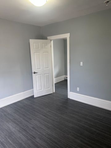 For Lease - 202 Nelson Street Unit# UPPER, Brantford, Ontario - Photo 2