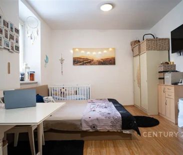 Pronájem bytu 1+kk, 27,5 m - Photo 2