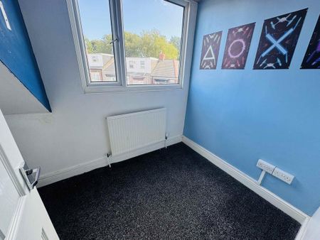 4 bedroom bungalow to rent - Photo 3