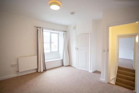 2 bedroom terraced house to rent - Photo 4