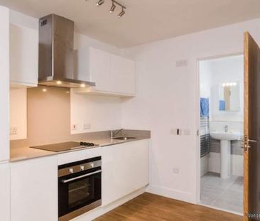 1 bedroom property to rent in Bath - Photo 2