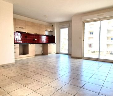 Location Appartement 3 pièces 64m² - Photo 6