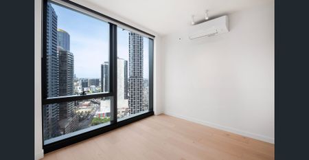 Premium Two-Bedroom Apartment in Brand New Queensbridge Tower - Photo 4
