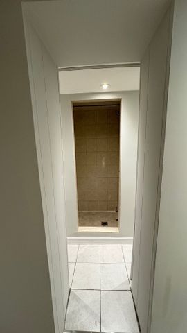 For Lease - 8 Poplar Plains Crescent Unit# B, Toronto, Ontario - Photo 4