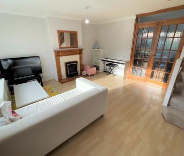 3 bedroom detached house to rent - Photo 2