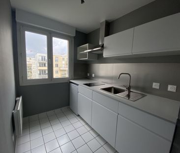 Magnifique T2 avec balcon et parking – VIEUX-LILLE ! réf G510 - Photo 3