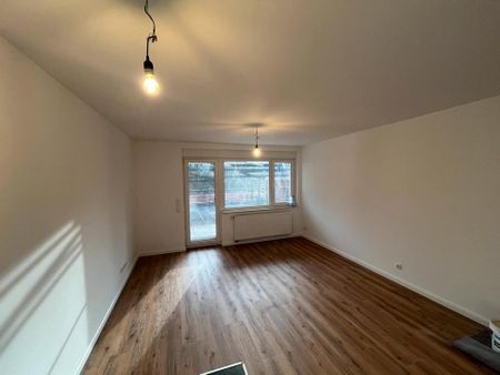 Erstbezug nach Sanierung – moderne 2-Zimmer-Wohnung mit Terrasse - Photo 4
