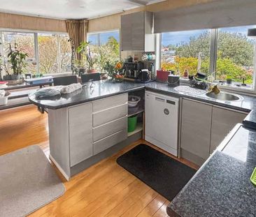 3 BEDROOMS, TOKOROA - Photo 4