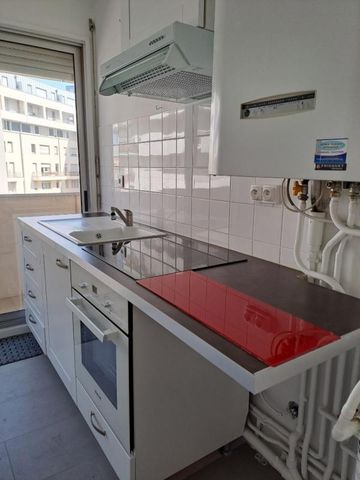 BEAU F2 COEUR DE VILLE - Photo 4
