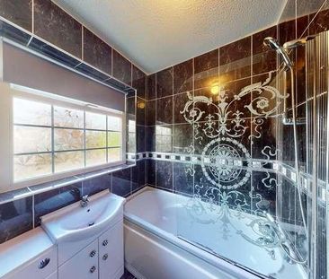 Buckley Lane, Farnworth, BL4 - Photo 1