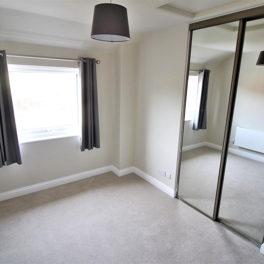 Roman Way, Chippenham, SN15 - Photo 1