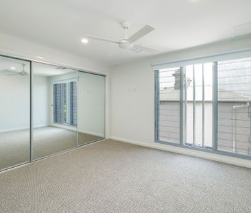 2/113 Albert Street, Islington NSW 2296 - Photo 4