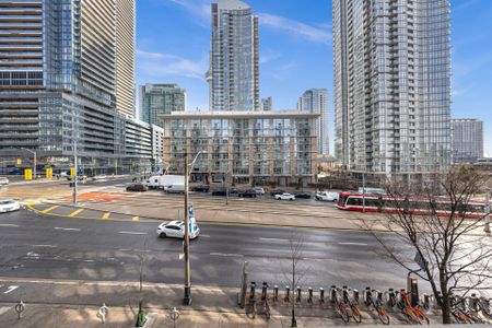 For Lease - 15 Brunel Court Unit# 321, Toronto, Ontario - Photo 4