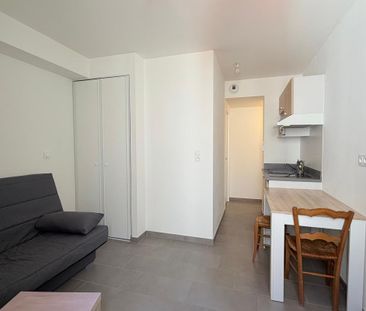 Location Appartement 1 pièce 17m² LA ROCHELLE 17000 - Photo 1