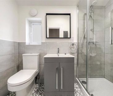 5 bedroom terraced house to rent - Photo 4