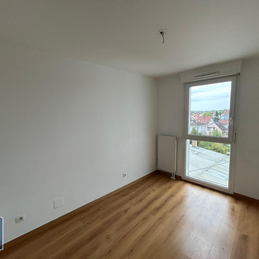Location Appartement 3 pièces 66m² LINGOLSHEIM 67380 - Photo 1