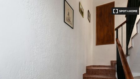 granada, Andalusia 18001 - Photo 3