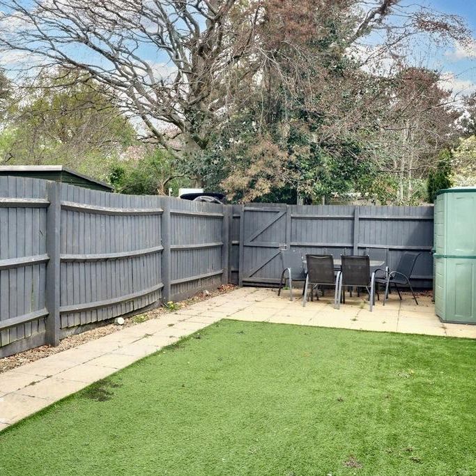 3 bedroom terraced house to rent - Photo 1