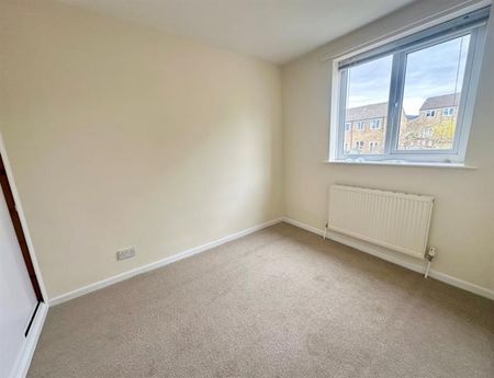 3 Bedroom End Terrace To Let - Photo 4