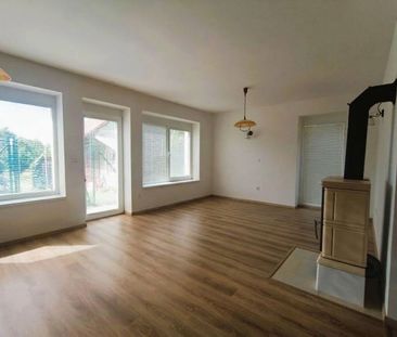 PRENÁJOM: Priestranný 3-izbový bungalov s parkovaním vo dvore, Bisk... – Fotografia 6